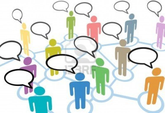 8172942-eine-gruppe-von-verschiedenen-menschen-sprechen-in-den-sozialen-medien-rede-kommunikation-netzwerkve