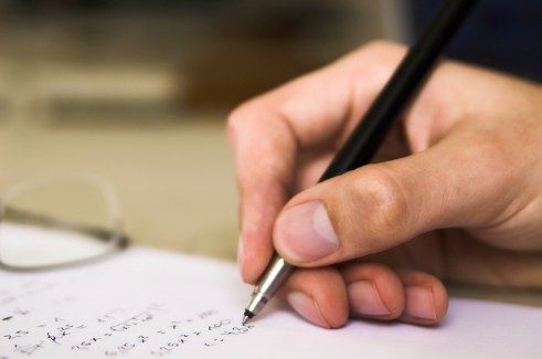 Assoc_Deg_iStock_000003270486Medium