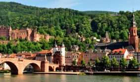 ????????????????????????????????????????????????????????????????????????