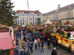 10881253_916022718422963_1506730272_n