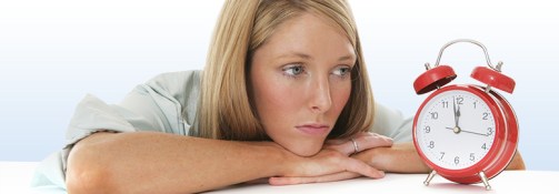 Studium_Maedchen_vorm_Wecker-1-1324172_1